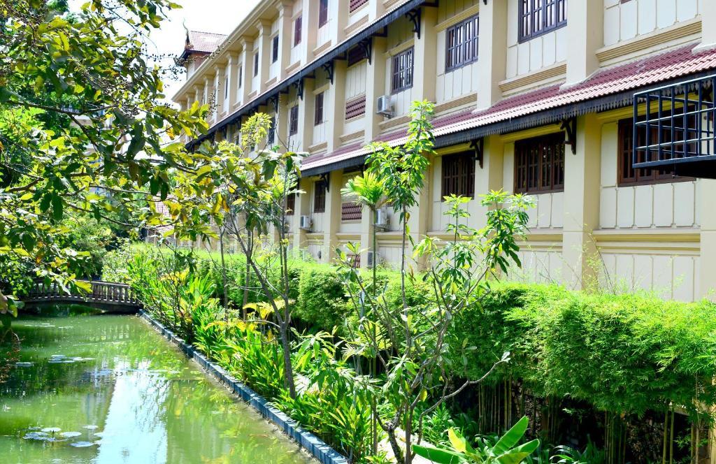 Sokhalay Angkor Inn Siem Reap Exterior photo